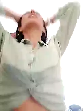 chloewildd  online show from 9, 3, 2025