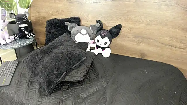 Morgan Hilll  online show from 26, 1, 2025