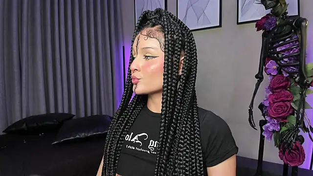 Morgan Hilll  online show from 5, 10, 2025