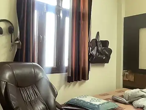 yourhero3466 online show from 21, 3, 2026