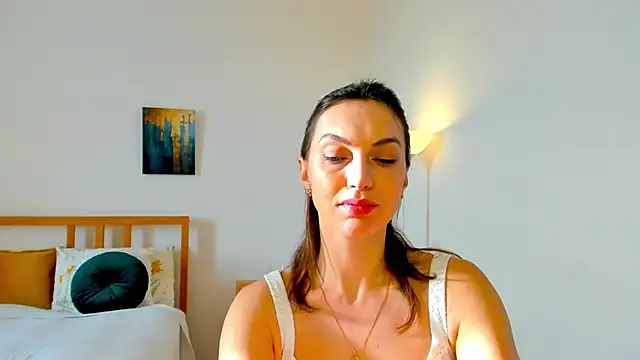 LovelyeeMia online show from 19, 12, 2024