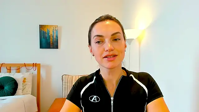 LovelyeeMia online show from 28, 12, 2024