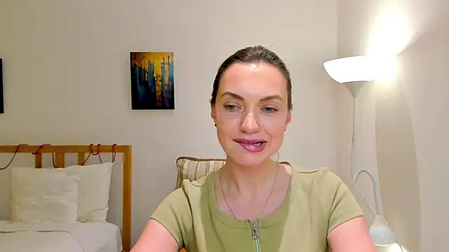 LovelyeeMia online show from 3, 1, 2025