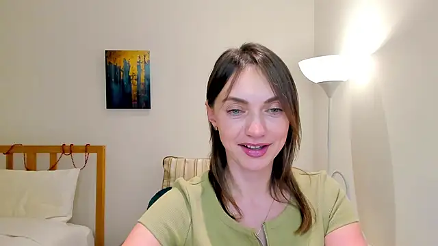 LovelyeeMia online show from 4, 1, 2025