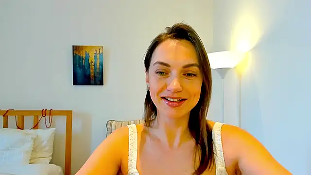 LovelyeeMia online show from 8, 1, 2025