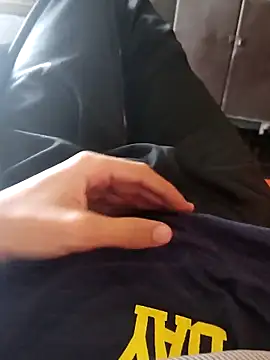 Juliano69xv online show from 1, 2, 2026