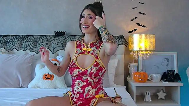 OhhAisha online show from 31, 10, 2025