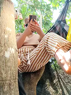 Betty20zx online show from 19, 3, 2025