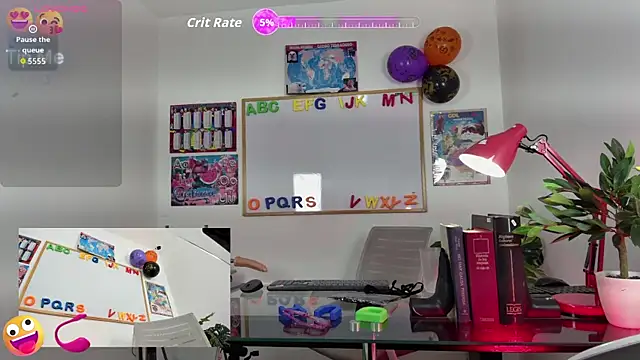 zoe 23  online show from 11, 11, 2025