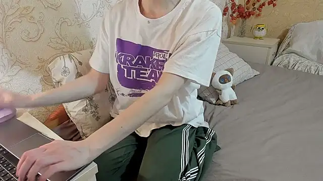 SunnyJoysx online show from 12, 11, 2025