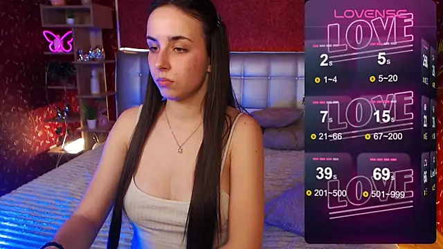 AuroraAksnesss online show from 12, 2, 2025