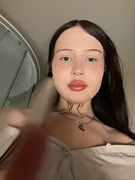 kate8ketee8 online show from 20, 2, 2025