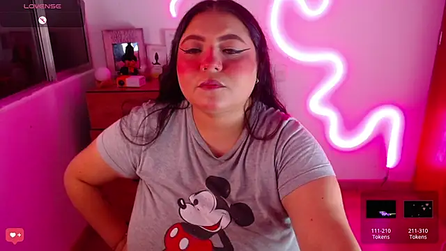 Snapshot of Rebeca_charme21 chatting on 13, 12, 2024 Rebeca charme21 online show from 13, 12, 2024