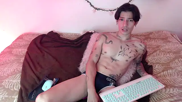 Snapshot of Apolo_Hidalgo01 chatting on 25, 12, 2024 Apolo Hidalgo01 online show from 25, 12, 2024