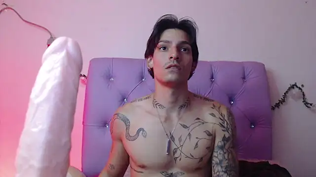 Snapshot of Apolo_Hidalgo01 chatting on 24, 1, 2025 Apolo Hidalgo01 online show from 24, 1, 2025