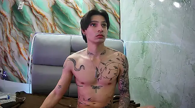 Snapshot of Apolo_Hidalgo01 chatting on 1, 2, 2025 Apolo Hidalgo01 online show from 1, 2, 2025