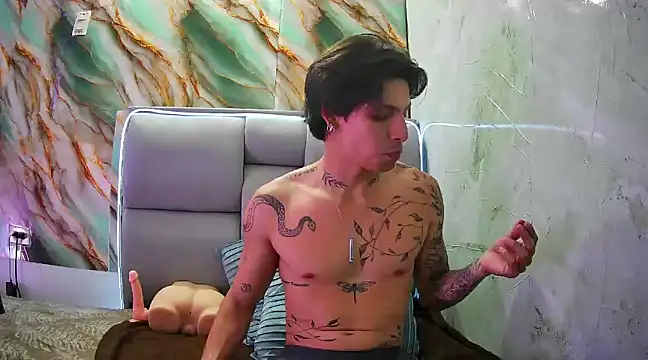 Snapshot of Apolo_Hidalgo01 chatting on 19, 2, 2025 Apolo Hidalgo01 online show from 19, 2, 2025