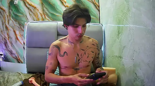 Snapshot of Apolo_Hidalgo01 chatting on 19, 2, 2025 Apolo Hidalgo01 online show from 19, 2, 2025