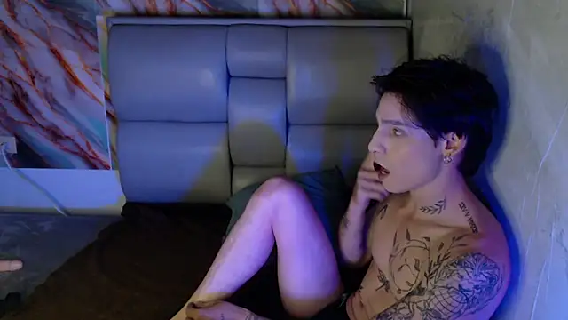 Snapshot of Apolo_Hidalgo01 chatting on 2, 10, 2025 Apolo Hidalgo01 online show from 2, 10, 2025