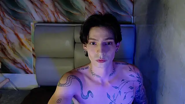 Snapshot of Apolo_Hidalgo01 chatting on 5, 10, 2025 Apolo Hidalgo01 online show from 5, 10, 2025