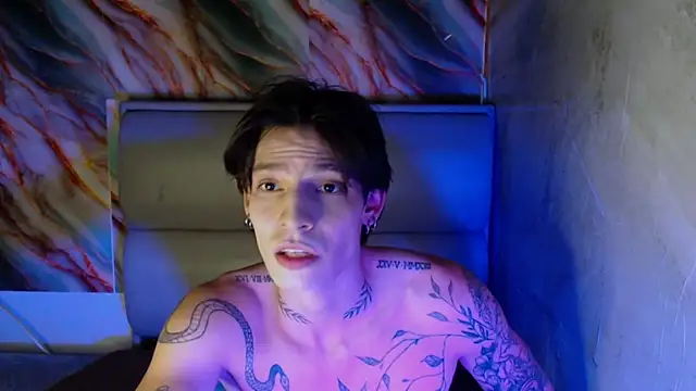 Snapshot of Apolo_Hidalgo01 chatting on 7, 10, 2025 Apolo Hidalgo01 online show from 7, 10, 2025