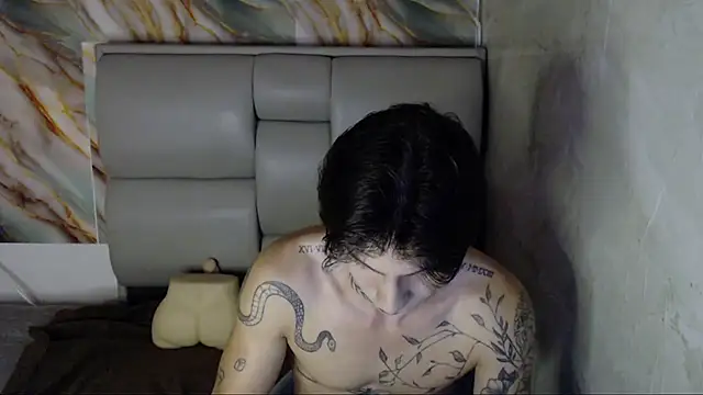 Snapshot of Apolo_Hidalgo01 chatting on 9, 10, 2025 Apolo Hidalgo01 online show from 9, 10, 2025