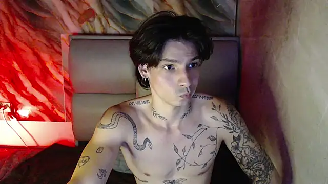 Snapshot of Apolo_Hidalgo01 chatting on 19, 10, 2025 Apolo Hidalgo01 online show from 19, 10, 2025