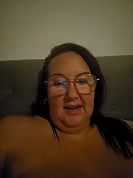 Bekahblows online show from 7, 10, 2025