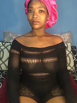 NunuBerry16 online show from 16, 12, 2024