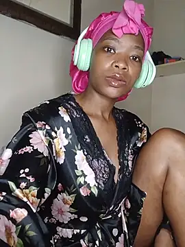 Snapshot of NunuBerry16 chatting on 16, 7, 2026 NunuBerry16 online show from 16, 7, 2026
