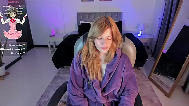 Nora Vennucci online show from 28, 2, 2025