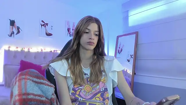 Nora Vennucci online show from 24, 5, 2026