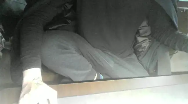 Ryan67533 online show from 5, 1, 2025