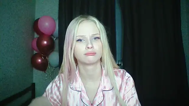 Snapshot of lisa_barbie chatting on 5, 12, 2024 lisa barbie online show from 5, 12, 2024