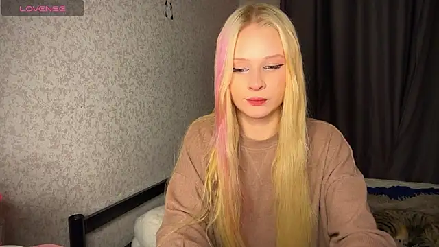 Snapshot of lisa_barbie chatting on 7, 12, 2024 lisa barbie online show from 7, 12, 2024