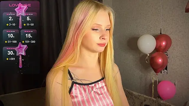 Snapshot of lisa_barbie chatting on 14, 12, 2024 lisa barbie online show from 14, 12, 2024