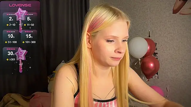 Snapshot of lisa_barbie chatting on 14, 12, 2024 lisa barbie online show from 14, 12, 2024