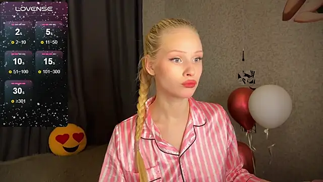 Snapshot of lisa_barbie chatting on 21, 12, 2024 lisa barbie online show from 21, 12, 2024