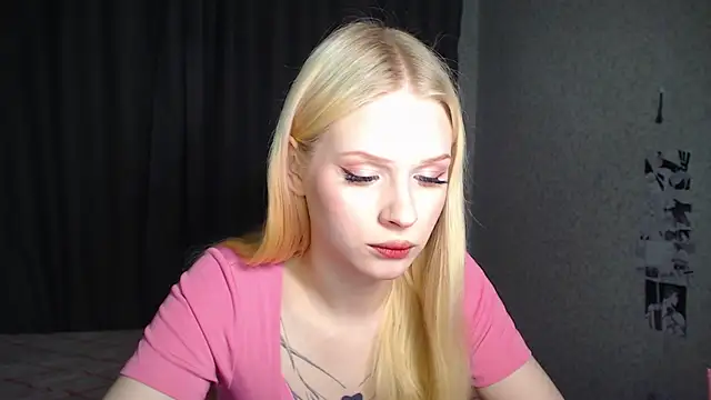 Snapshot of lisa_barbie chatting on 14, 1, 2025 lisa barbie online show from 14, 1, 2025