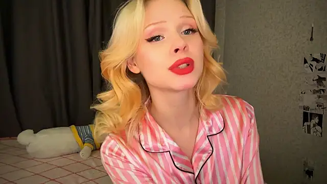 Snapshot of lisa_barbie chatting on 22, 1, 2025 lisa barbie online show from 22, 1, 2025