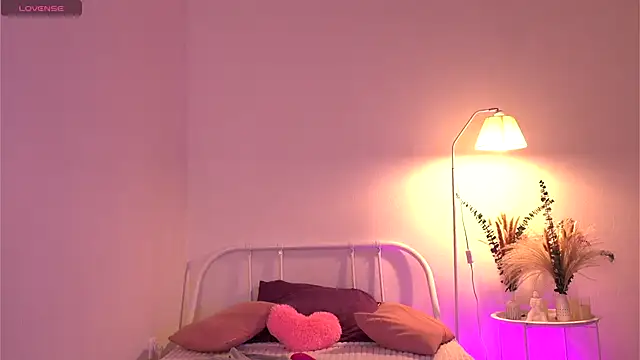 tender babyy online show from 3, 10, 2025