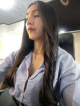 Amy Kiitty  online show from 6, 5, 2026