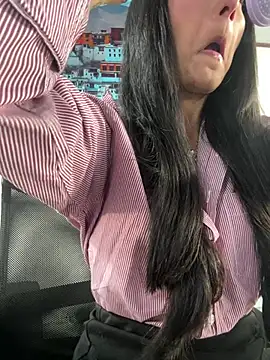 Amy Kiitty  online show from 15, 7, 2026