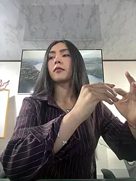 Amy Kiitty  online show from 17, 7, 2026