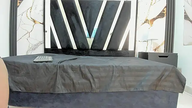 KarinaSimonz online show from 4, 10, 2025