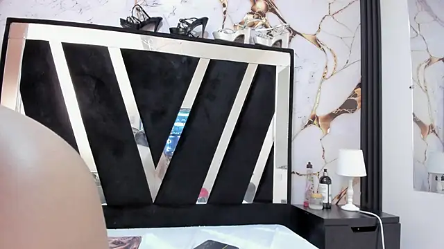 KarinaSimonz online show from 22, 2, 2026