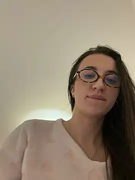 Lorennameliyy online show from 23, 4, 2026