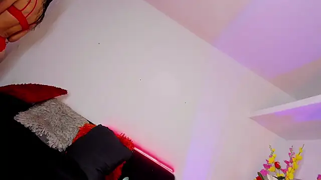 Eyleen Santos online show from 5, 12, 2025