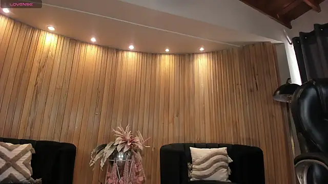 KatieNolan 1 online show from 7, 11, 2025