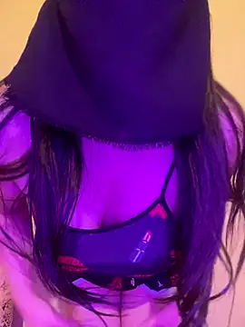 Cameelia online show from 29, 10, 2025